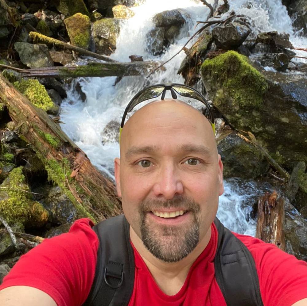 Meet your Posher, Bob